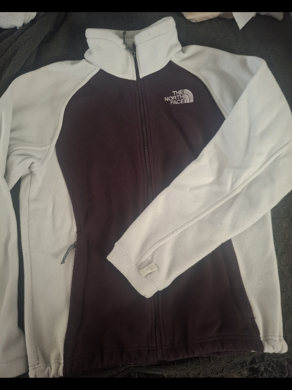 The North Face Men's Two-Tone White and Dark Plum Fleece Jacket